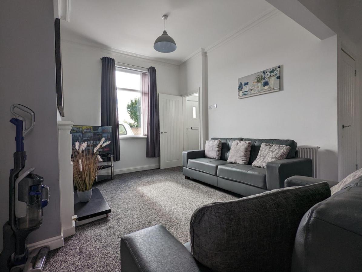 Seymour Home Free Allocated Parking Blackpool Eksteriør billede