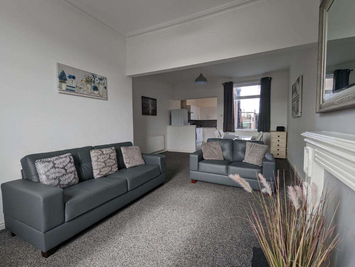 Seymour Home Free Allocated Parking Blackpool Eksteriør billede
