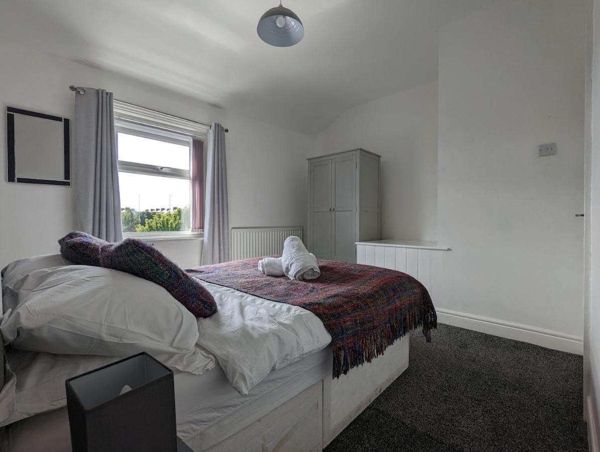 Seymour Home Free Allocated Parking Blackpool Eksteriør billede